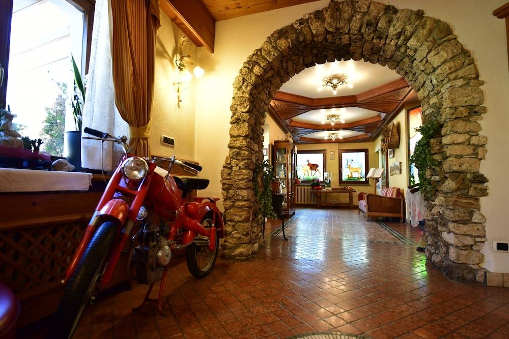 Hotel Beau Sejour Этрубль Экстерьер фото